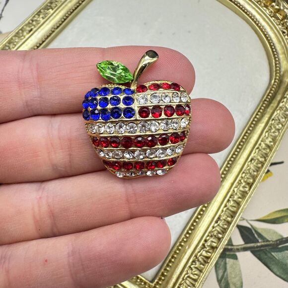 Vintage Patriotic Apple American Flag Rhinestone Teacher Brooch Teacher Gift - Picture 2 of 3